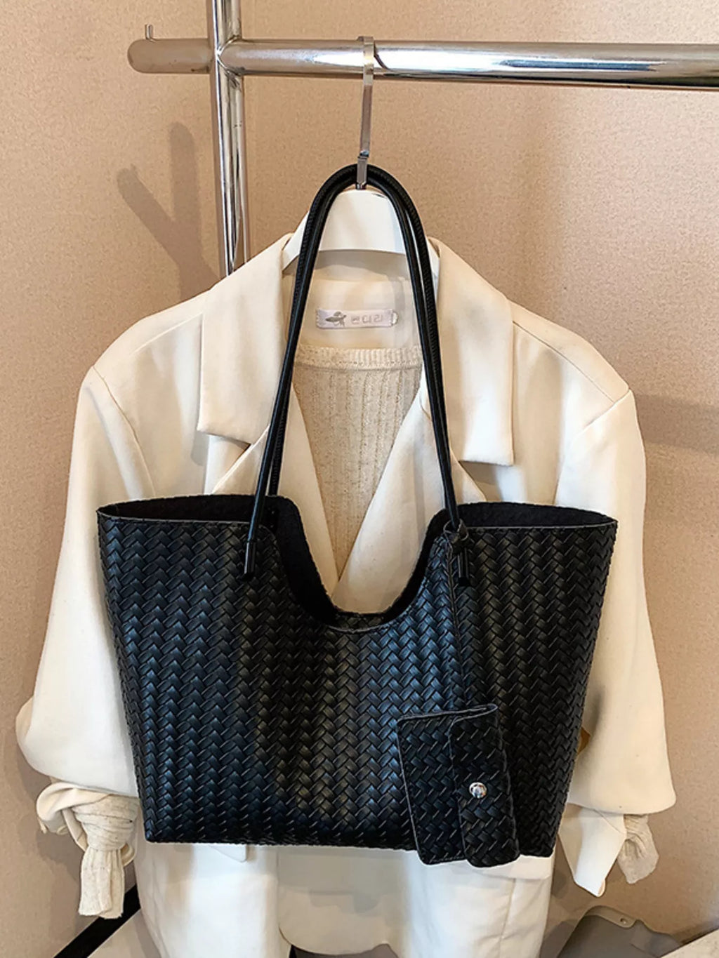 d208b8a4f002433594d37cca4f9fd883-Max-Origin